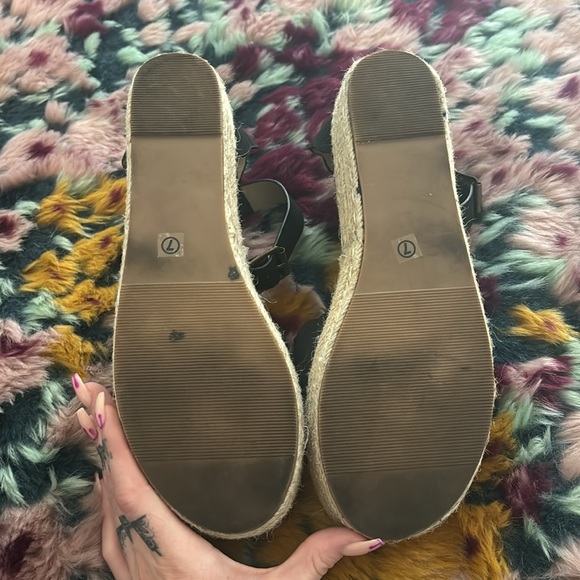 Black Espadrilles Platform Sandals - Picture 5 of 9